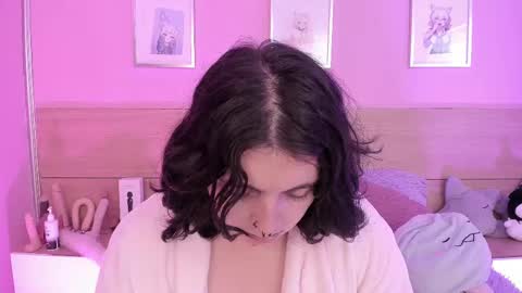 Snapshot of sachi_meow chatting on March 2025 10:32:02 AM Ig online show from March 2025 10:32:02 AM