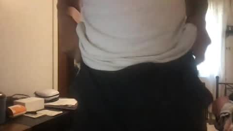 Beezy online show from January 2025 05:33:01 PM