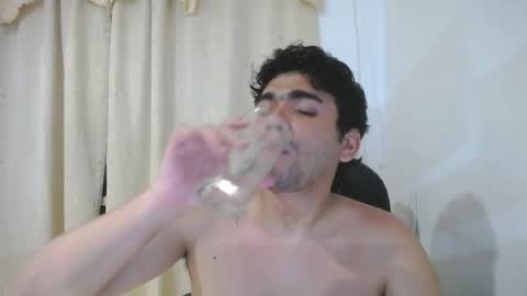 Snapshot of sack_rojas chatting on May 2026 01:57:16 AM Sack online show from May 2026 01:57:16 AM