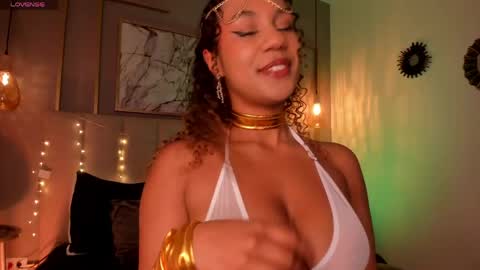 Sophie online show from April 2026 05:24:02 AM