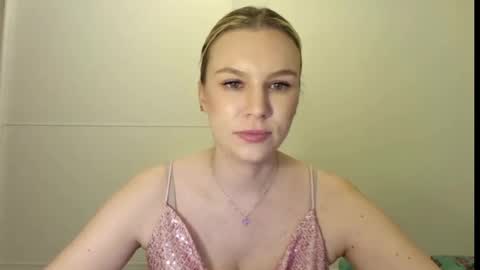 Sadie online show from October 2025 06:52:01 PM