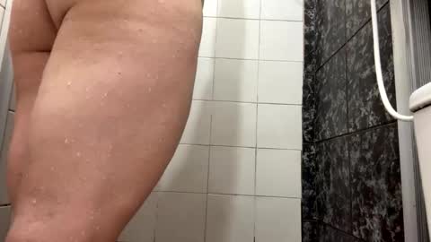 safadeenho0811 online show from December 2025 10:24:01 AM