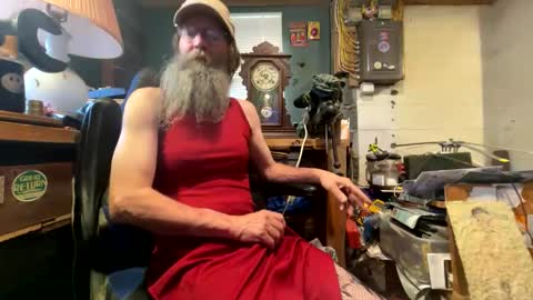 Snapshot of safety_fist chatting on February 2025 09:41:02 PM safety_fist online show from February 2025 09:41:02 PM