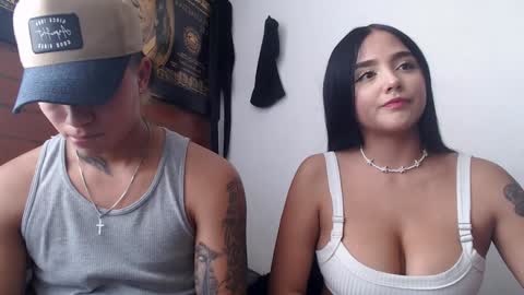 Snapshot of sahara_n_thiago chatting on January 2025 05:58:01 PM Sahara y Thiago online show from January 2025 05:58:01 PM