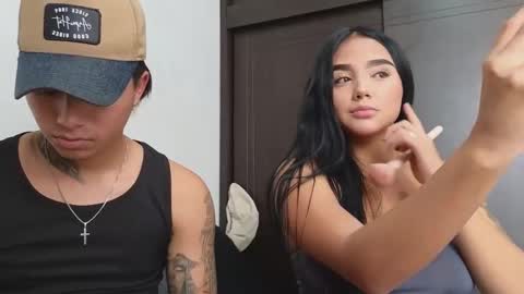 Snapshot of sahara_n_thiago chatting on March 2025 04:33:02 PM Sahara y Thiago online show from March 2025 04:33:02 PM