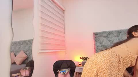 S A H M A N T A   R O S E online show from February 2026 02:18:02 AM