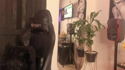 Snapshot of sai_cooper chatting on April 2026 02:27:02 AM sai online show from April 2026 02:27:02 AM
