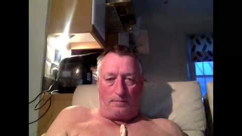 sail_naked online show from April 2026 07:07:01 PM