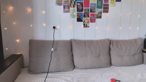 Sofia online show from January 2025 08:41:02 AM