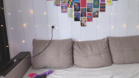 Sofia online show from February 2025 08:58:01 AM