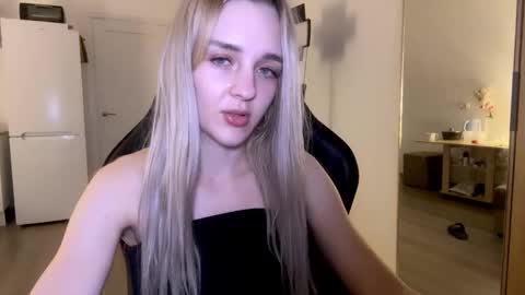 Sofia online show from February 2025 09:14:02 PM