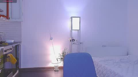 Sofia online show from April 2026 01:53:01 AM