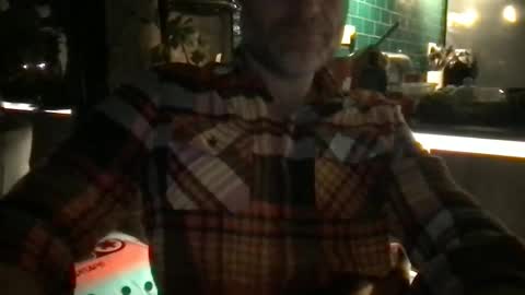 saint009 online show from November 2025 11:21:02 PM