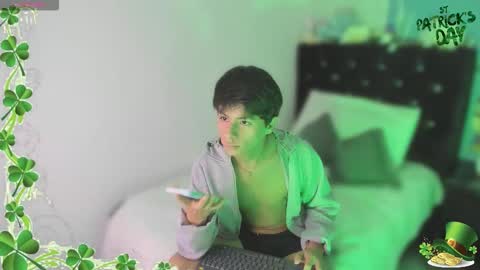 Santi online show from March 2026 12:41:01 PM