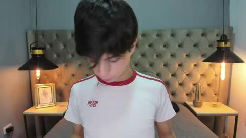 Santi online show from March 2026 12:16:01 PM