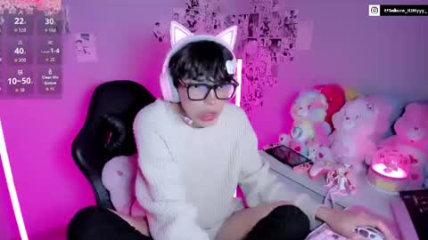 Snapshot of sakura_kitty_ chatting on June 2026 06:32:02 AM Kitty online show from June 2026 06:32:02 AM