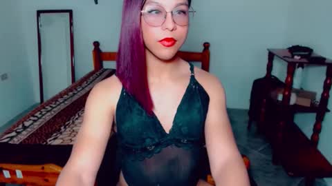 Snapshot of sakurahotgirl chatting on June 2026 04:33:02 PM SakuraCumExtreme online show from June 2026 04:33:02 PM