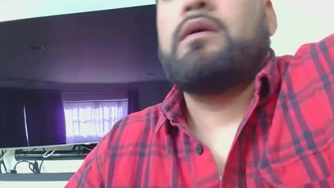 Snapshot of sal_cumplaciente chatting on December 2025 06:35:02 PM sal cumplaciente online show from December 2025 06:35:02 PM