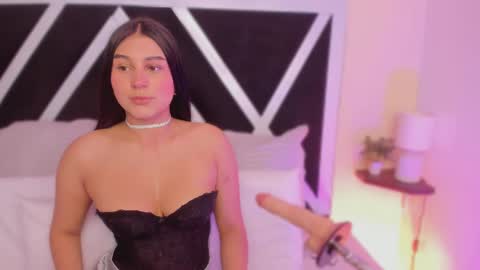 Salem online show from November 2025 11:42:02 AM