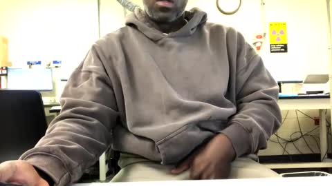 Snapshot of salgozzi chatting on November 2025 05:48:02 PM Cum Hanks online show from November 2025 05:48:02 PM