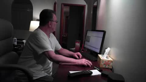 Snapshot of sally______ chatting on May 2026 04:06:01 AM sally______ online show from May 2026 04:06:01 AM