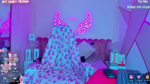 Snapshot of sallybrown_ chatting on January 2026 01:46:01 PM miss Sally online every night from 1am to 8am Colombia time online show from January 2026 01:46:01 PM