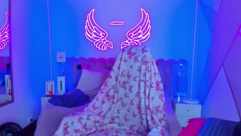 miss Sally online every night from 1am to 8am  Colombia time online show from March 2026 01:26:01 PM