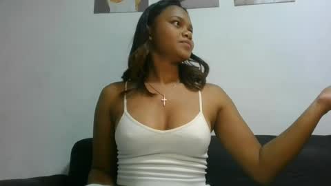 Snapshot of sallywett chatting on June 2026 06:39:01 PM SallyWett online show from June 2026 06:39:01 PM