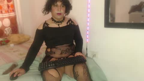 Snapshot of salome0langley chatting on August 2026 04:42:02 PM salome0langley online show from August 2026 04:42:02 PM