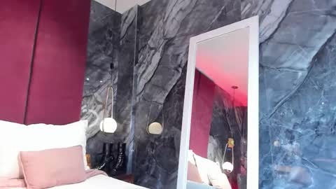 S A L O M E   online show from February 2026 12:26:01 PM