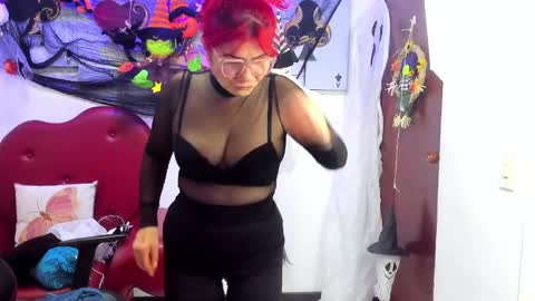 Snapshot of salomee_diazz chatting on October 2025 09:05:02 PM Salomee diazz online show from October 2025 09:05:02 PM