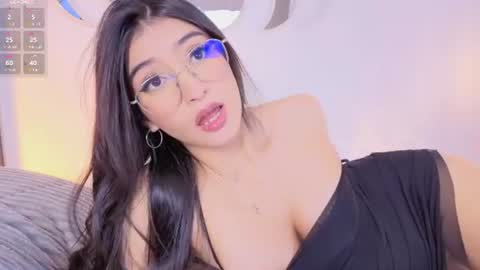 Salo online show from July 2026 07:18:02 PM