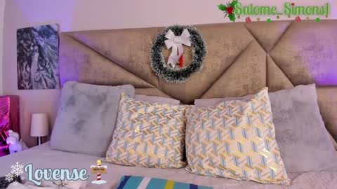 Salome online show from December 2024 08:55:02 PM