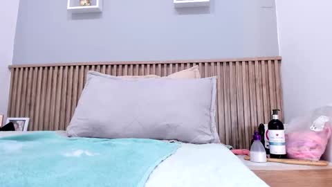 Salome online show from November 2025 10:34:02 AM