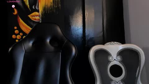 SALVATORE online show from December 2025 05:43:02 PM