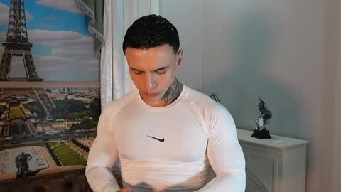 Snapshot of salvatore_damore chatting on May 2026 05:41:01 PM SALVATORE online show from May 2026 05:41:01 PM