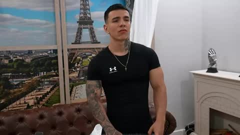 Snapshot of salvatore_damore chatting on June 2026 05:37:02 PM SALVATORE online show from June 2026 05:37:02 PM