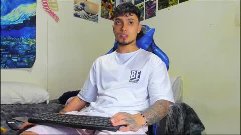   online show from October 2025 12:40:02 AM