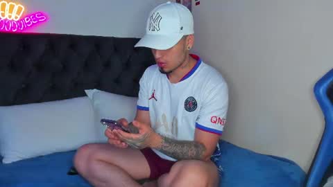 Snapshot of salvatore_dereck chatting on July 2026 01:16:01 AM online show from July 2026 01:16:01 AM
