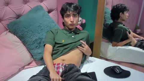 Snapshot of salvatore_monterey chatting on December 2024 10:26:02 PM salvatore online show from December 2024 10:26:02 PM