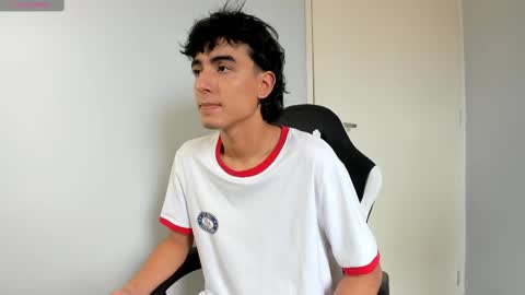 Snapshot of salvatore_montt chatting on February 2025 07:52:01 PM salvatore_montt online show from February 2025 07:52:01 PM