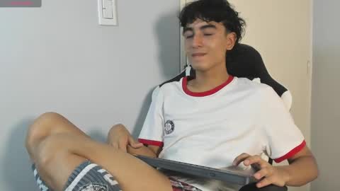 Snapshot of salvatore_montt chatting on February 2025 12:58:01 AM salvatore_montt online show from February 2025 12:58:01 AM