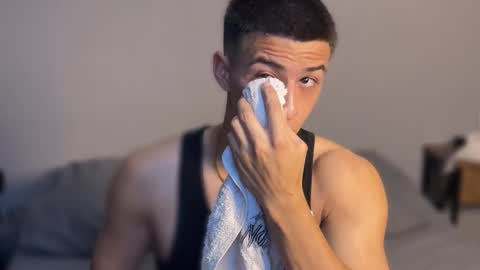 Salvatore online show from November 2025 04:11:02 AM