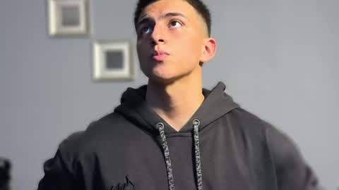 Salvatore online show from March 2026 04:16:01 AM