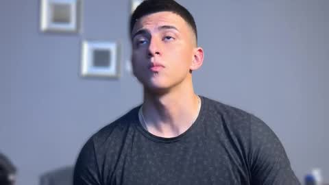 Salvatore online show from March 2026 04:17:02 AM