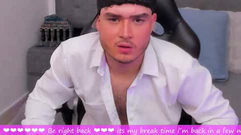 Snapshot of salvattore_muller chatting on February 2026 07:39:01 AM Salvatore online show from February 2026 07:39:01 AM