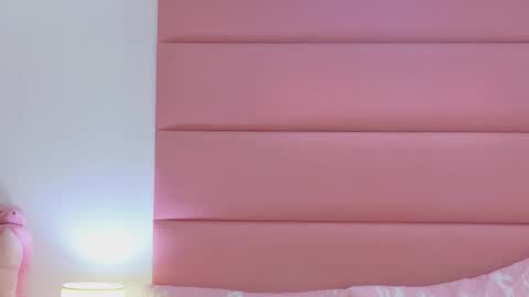 sam_and_lisa_ online show from November 2025 12:55:02 AM