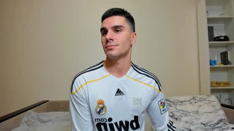 Snapshot of sam_huston18 chatting on December 2024 10:53:01 PM BACK IN 2 WEEKS online show from December 2024 10:53:01 PM