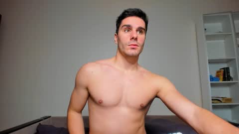 Snapshot of sam_huston18 chatting on January 2025 01:52:01 PM BACK IN 2 WEEKS online show from January 2025 01:52:01 PM