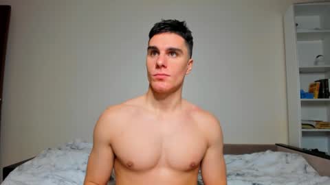 Snapshot of sam_huston18 chatting on January 2025 08:43:01 PM BACK IN 2 WEEKS online show from January 2025 08:43:01 PM